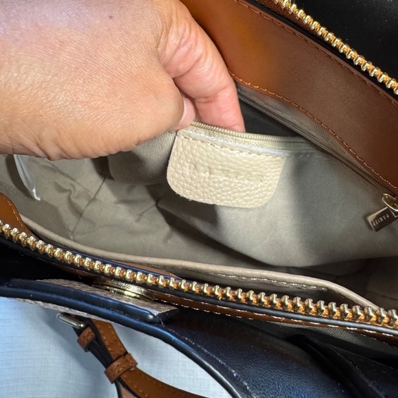 Danier Cream and Brown Crossbody Bag - Picture 6 of 10